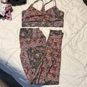 Floral Print Women's Activewear Set